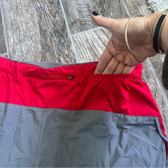 Patagonia Strider Pro Running Shorts. Red and Gray. Women’s Size M - Picture 10 of 13